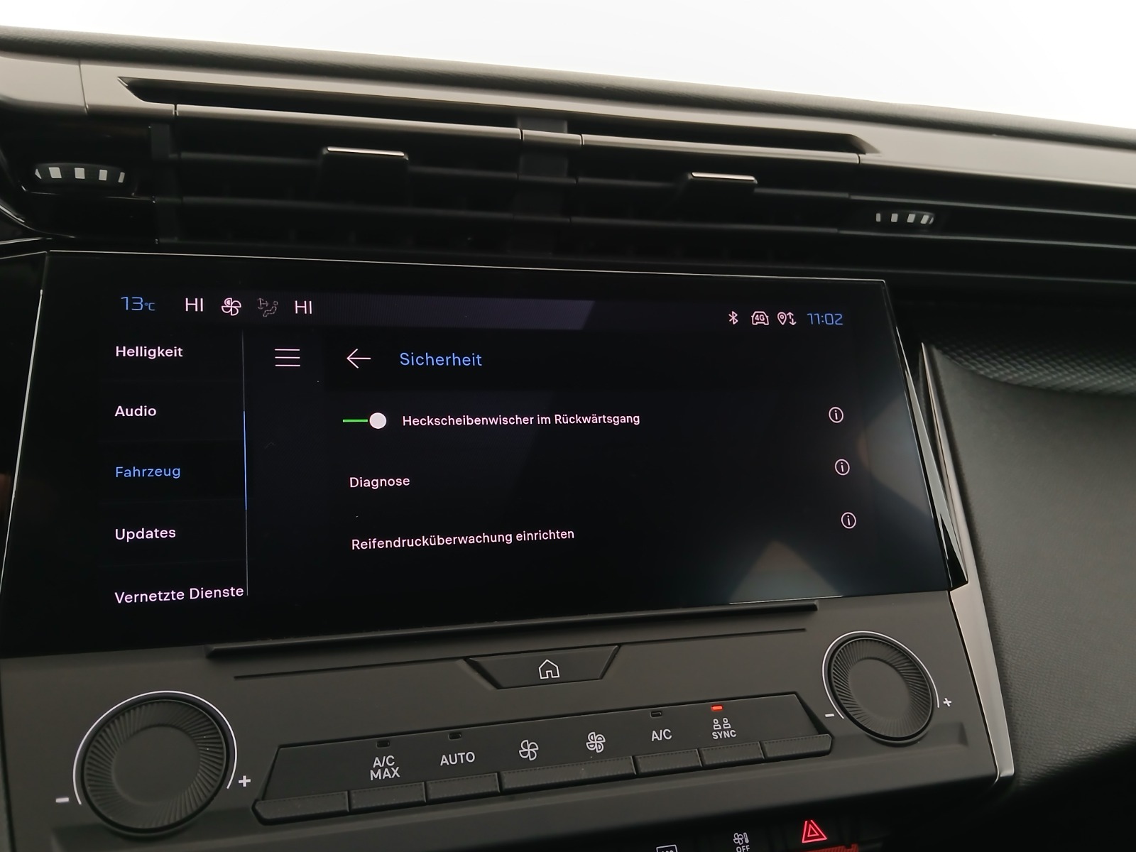 Peugeot 308 SW PureTech 130 S&S 6-Gang-Manuell Act | Bild 21 von 29