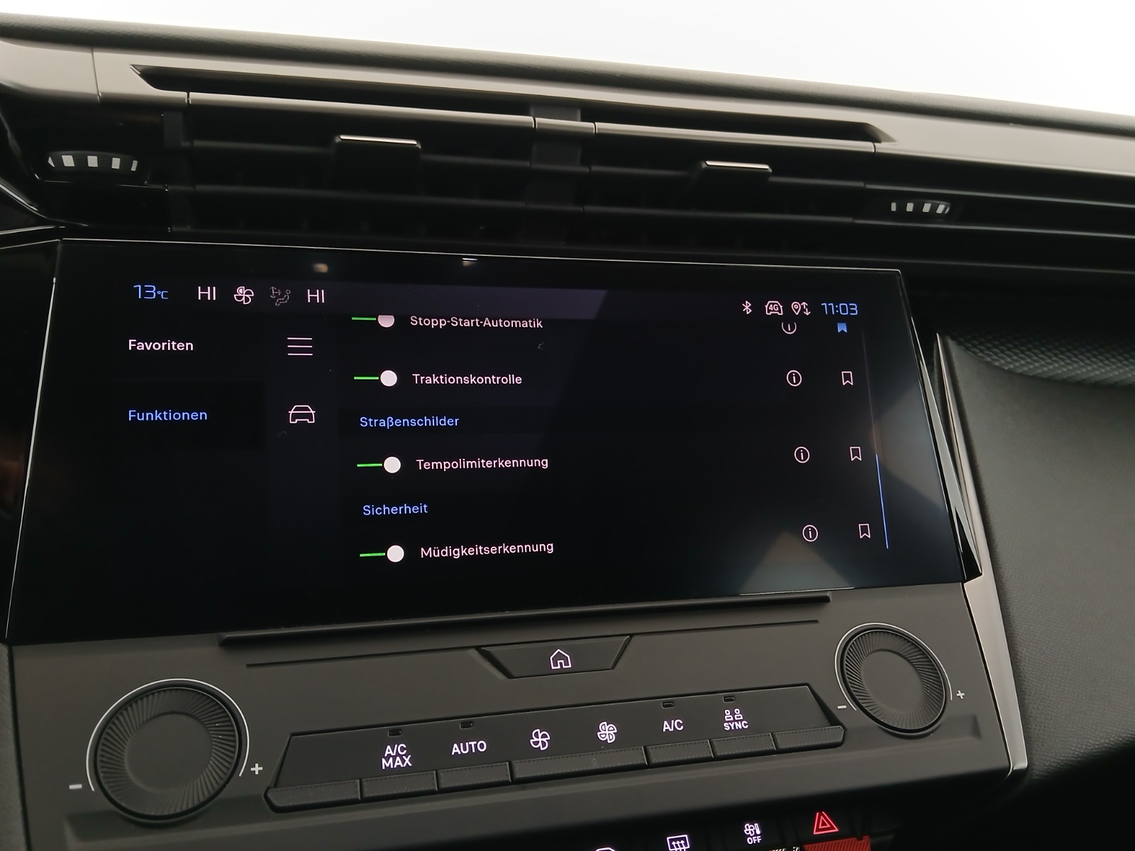 Peugeot 308 SW PureTech 130 S&S 6-Gang-Manuell Act | Bild 24 von 29