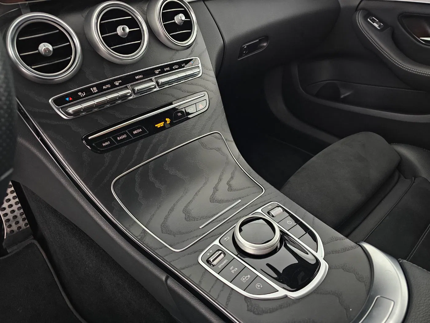 Mercedes-Benz C 180 d | Bild 21 von 25