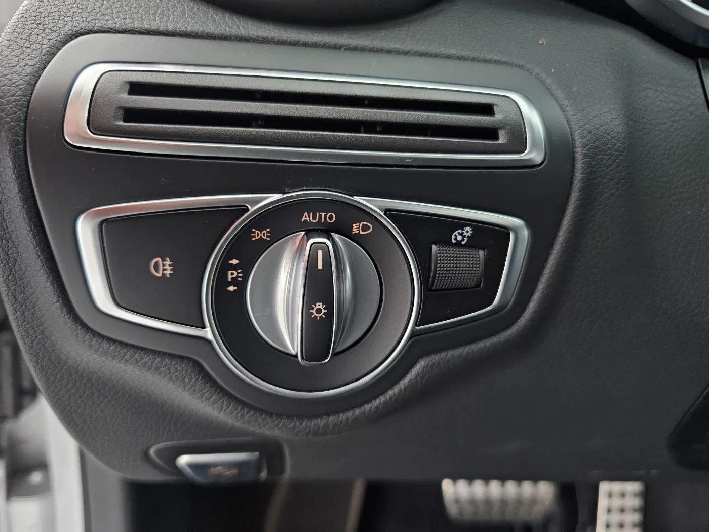 Mercedes-Benz C 180 d | Bild 13 von 26