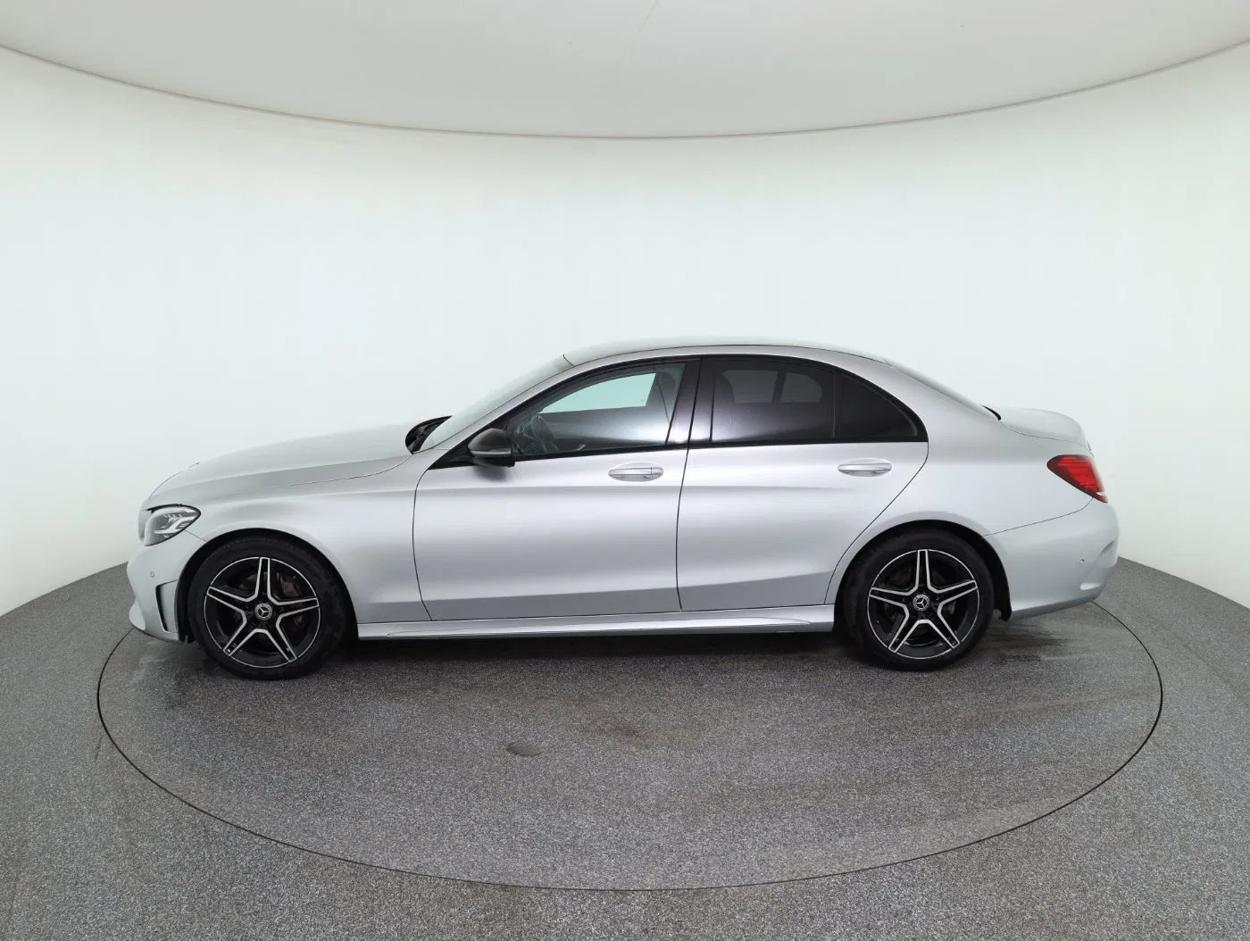 Mercedes-Benz C 180 d | Bild 9 von 26