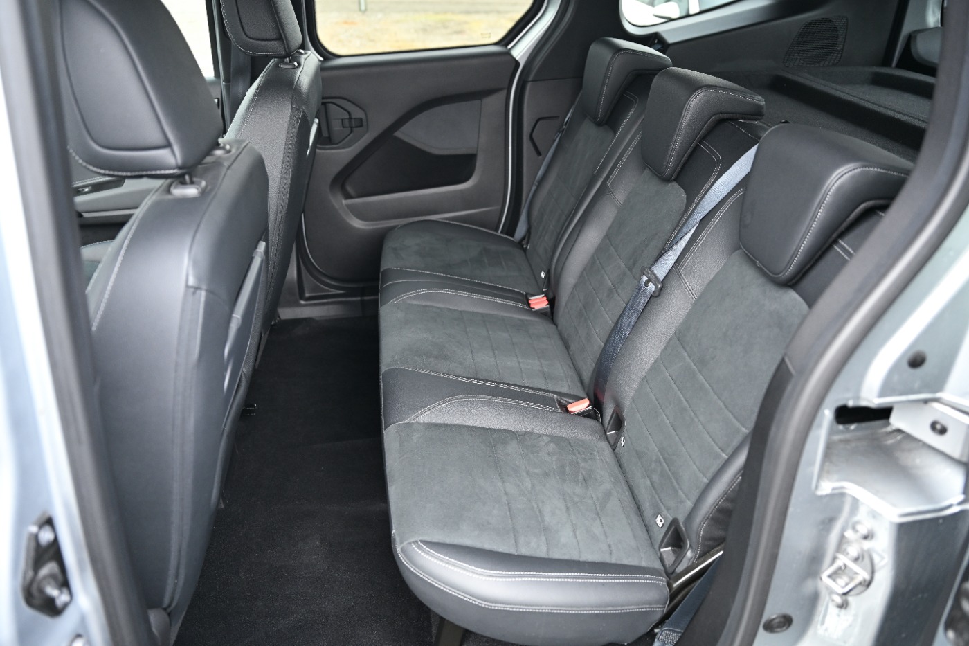 Mercedes-Benz T 180d Style | Bild 18 von 20