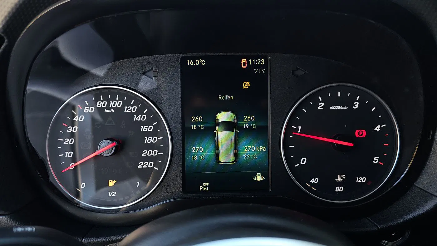 Mercedes-Benz T 180d Style | Bild 13 von 21