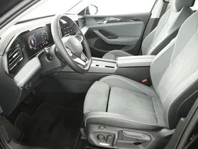 VW Passat Variant 1.5 eTSI Business Aut | Thumbnail 13 von 27