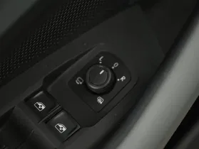 VW Passat Variant 1.5 eTSI Business Aut | Thumbnail 11 von 27