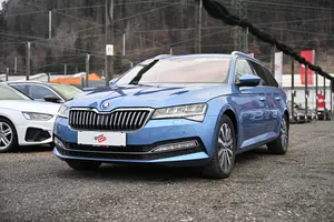 Skoda Superb Combi 2.0 TDI DSG | Thumbnail 2 von 17