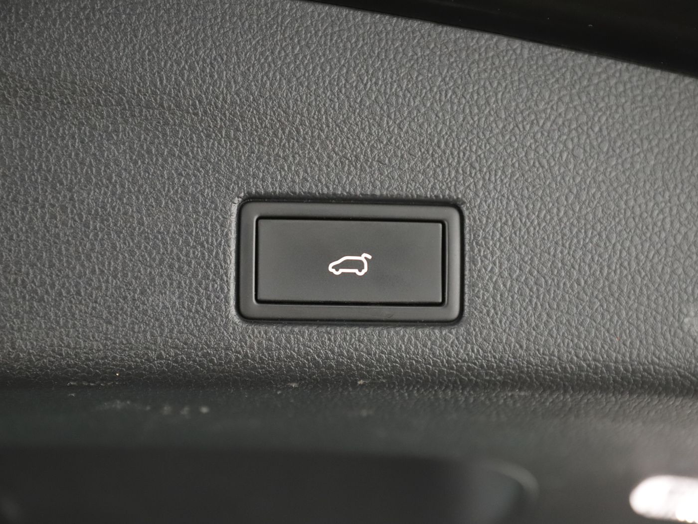 VW Sharan 1.4 TSI DSG 7-SITZER | Bild 19 von 29