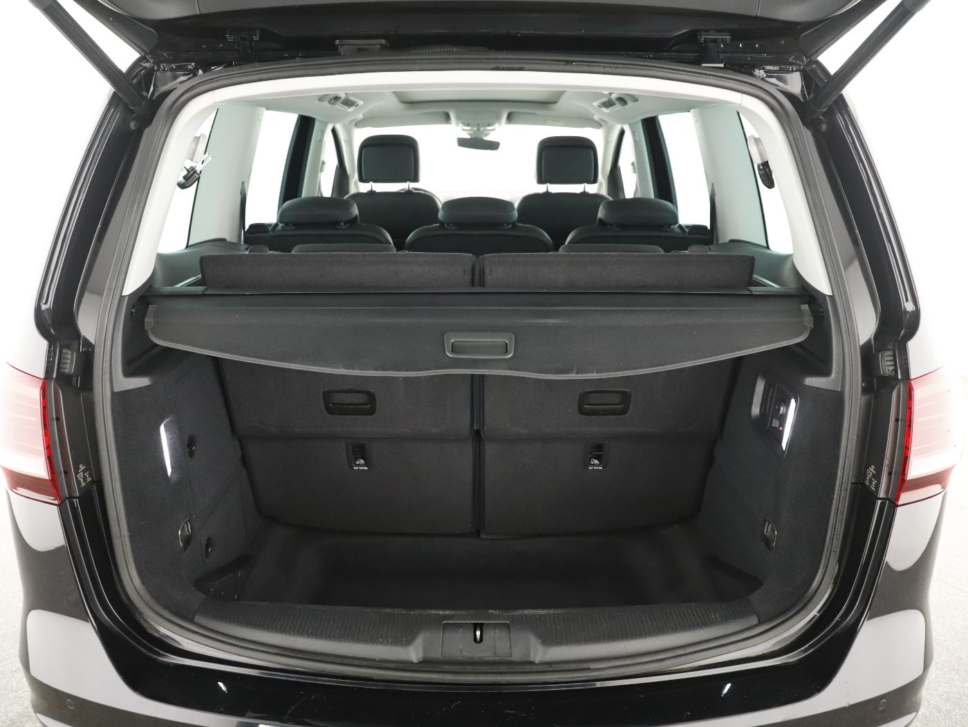 VW Sharan 1.4 TSI DSG 7-SITZER | Bild 18 von 29