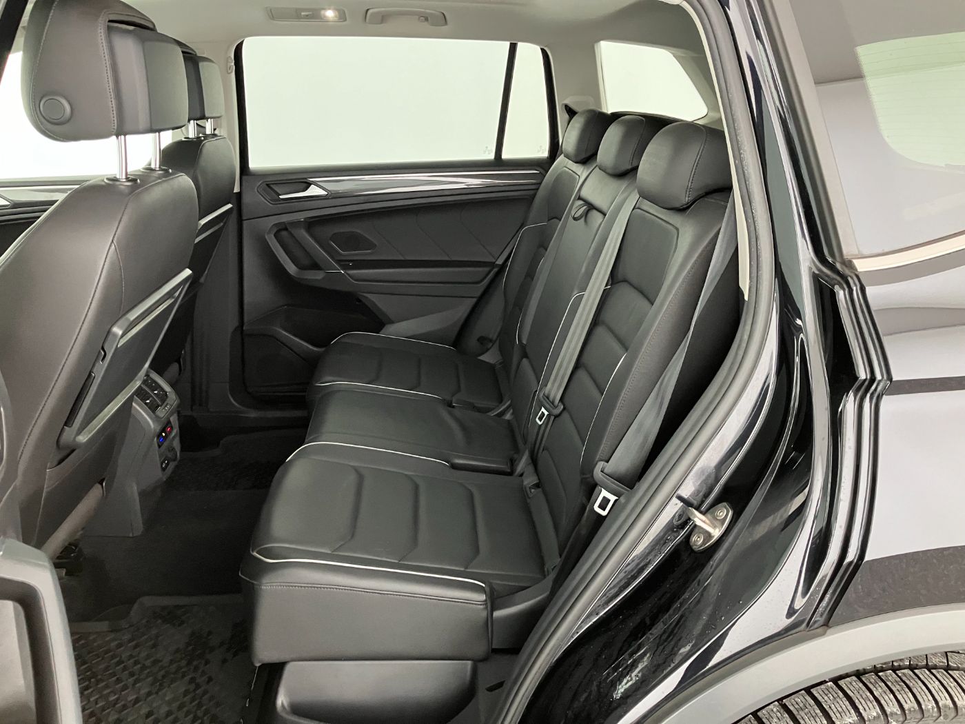 VW Tiguan Allspace HL TSI OPF DSG 5-Sitzer | Bild 26 von 31