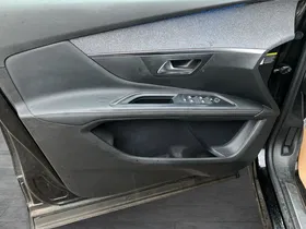 Peugeot 5008 1.5 BlueHDi 130 GT Line Aut. | Thumbnail 18 von 27