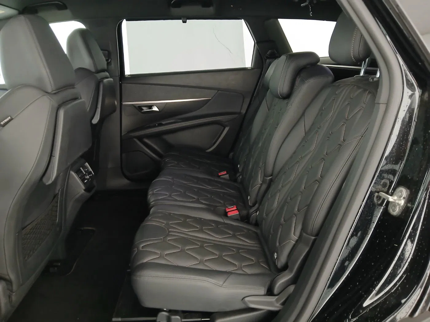 Peugeot 5008 1.5 BlueHDi GT Aut. | Bild 24 von 26