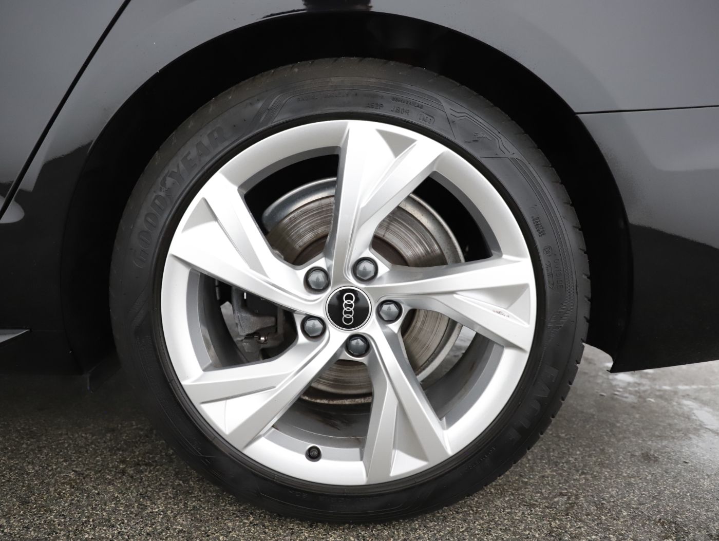 Audi A4 Avant 35 TFSI S-Line Aut. | Bild 10 von 28