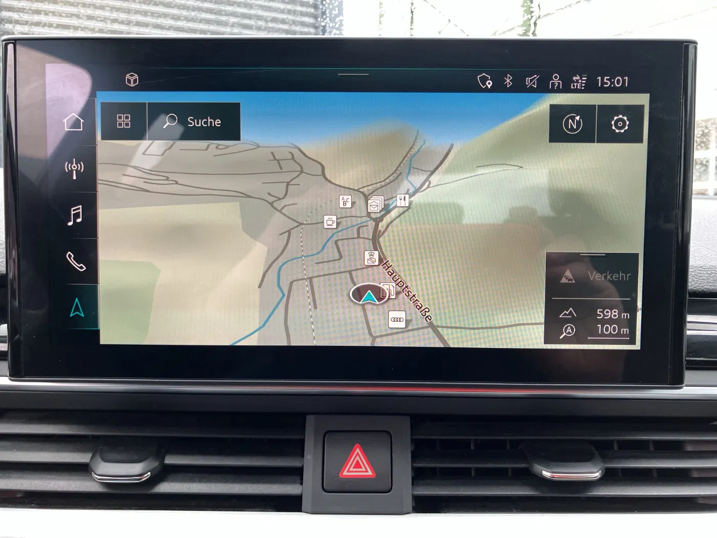 Audi A4 40 TDI quattro S-Line Aut. | Bild 19 von 29