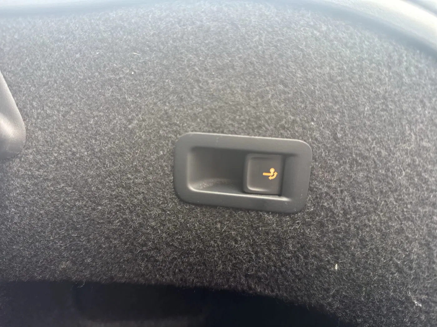 VW Passat 1.5 TSI Eleg. DSG | Bild 27 von 30