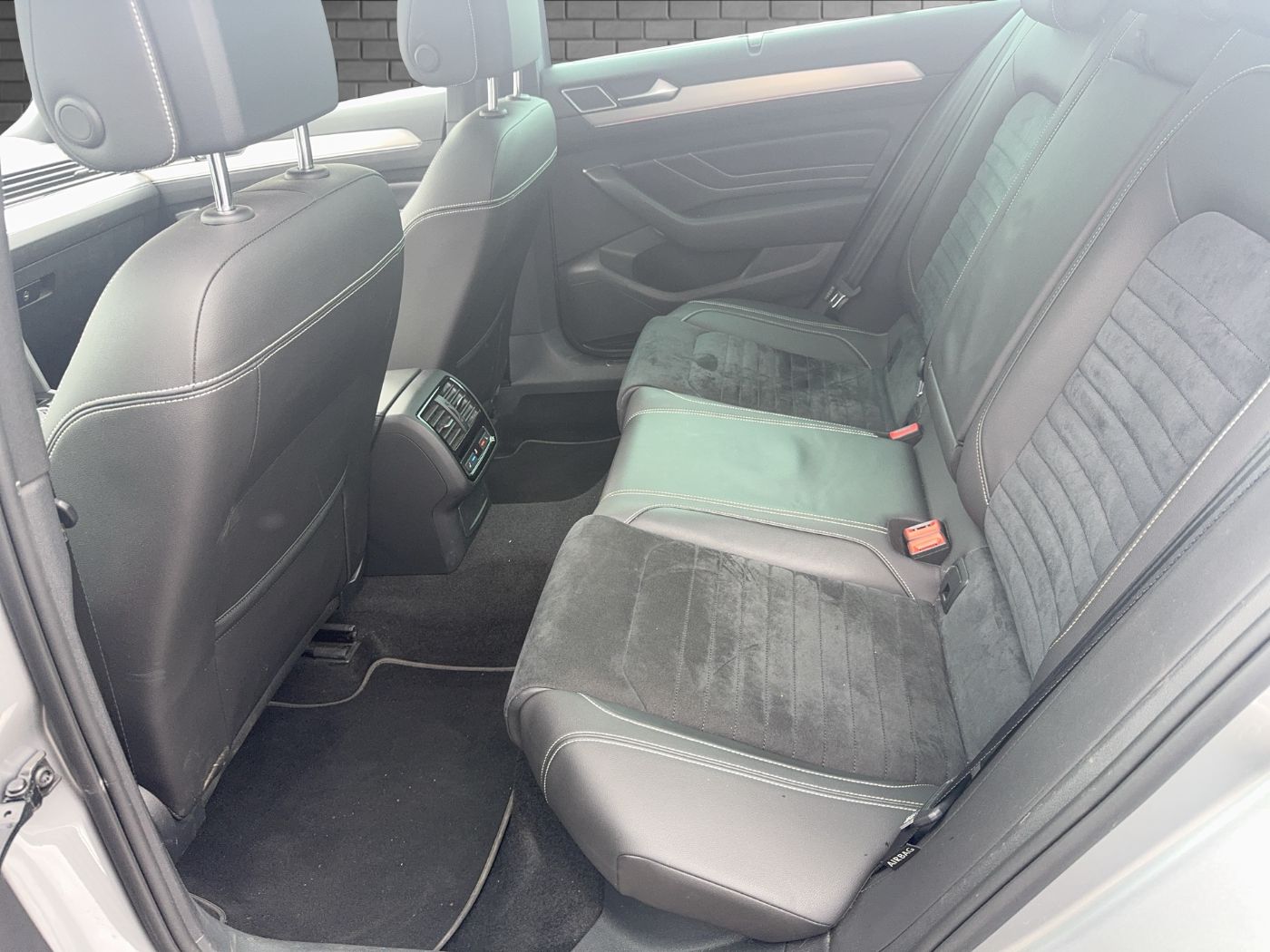 VW Passat 1.5 TSI Eleg. DSG | Bild 23 von 30