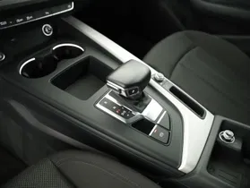 Audi A4 Avant 40 TFSI S-Line | Thumbnail 19 von 27