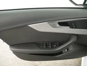 Audi A4 Avant 40 2.0 TFSI S-Line | Thumbnail 9 von 28