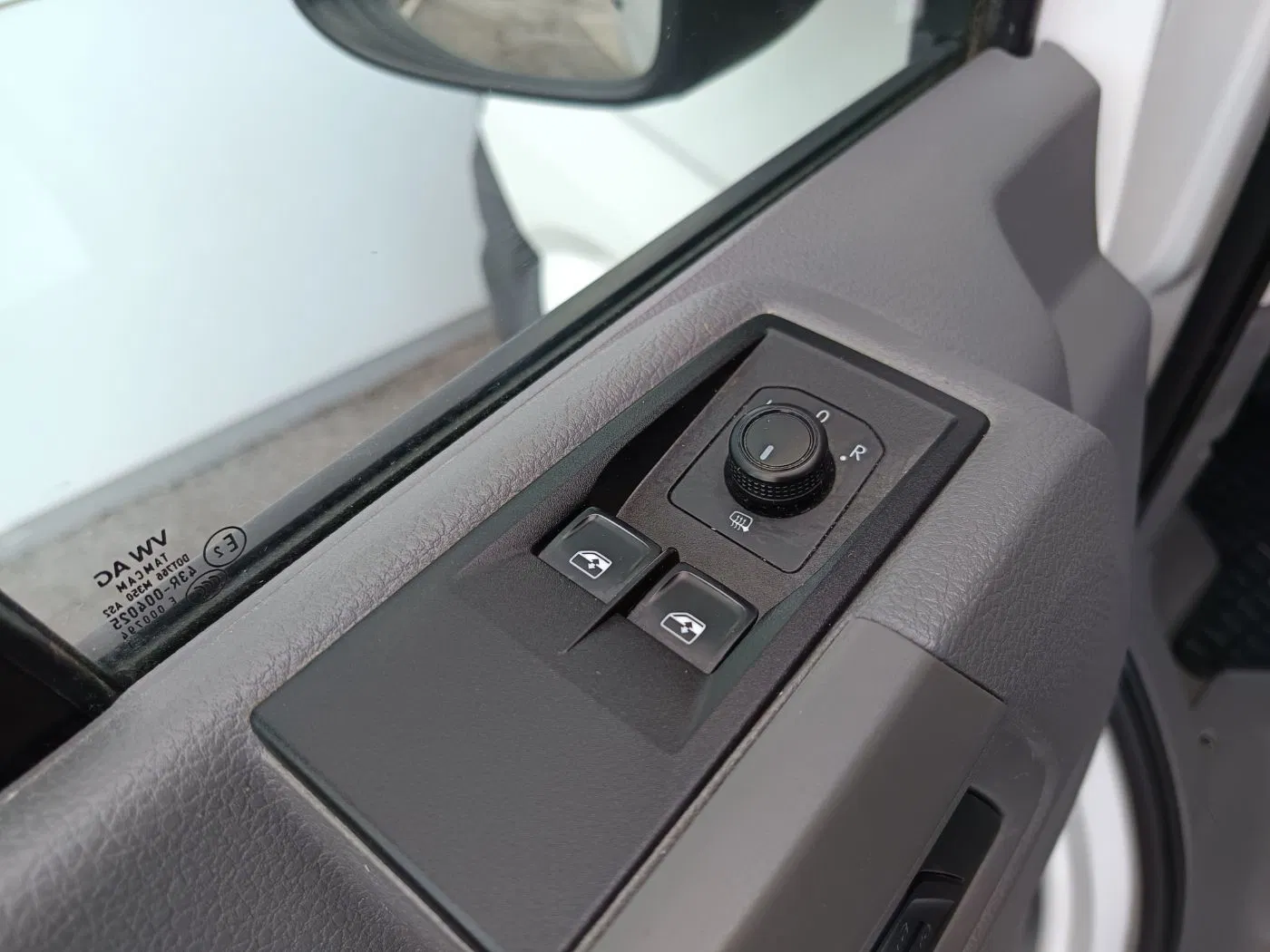 VW Crafter 2.0 TDI Kasten | Bild 10 von 23