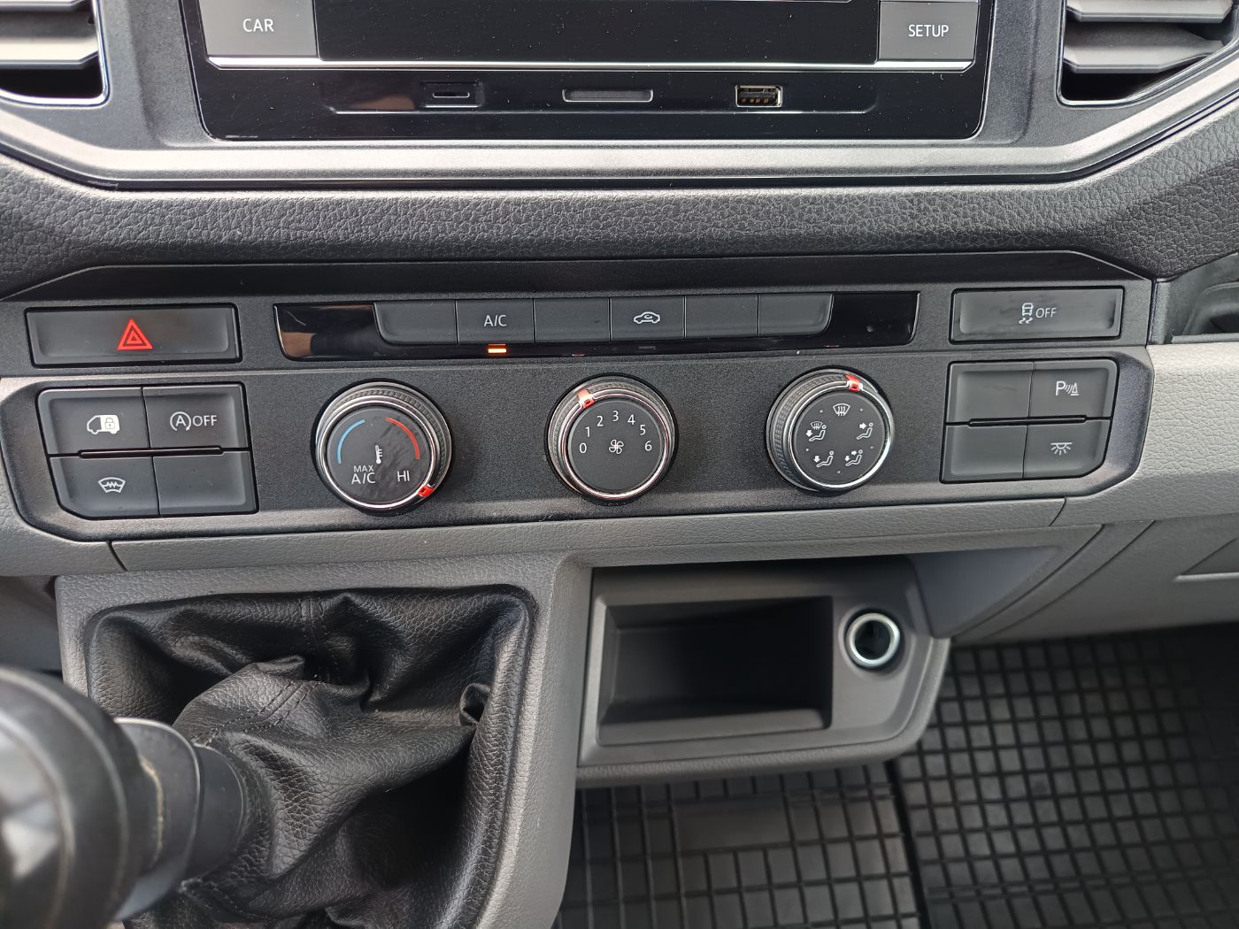 VW Crafter 2.0 TDI Kasten | Bild 21 von 23