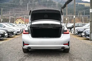 BMW 316d Advantage Aut. | Thumbnail 23 von 24