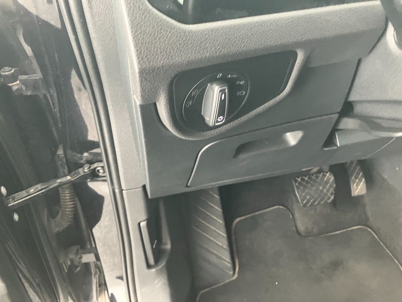 VW Touran 1.5 TSI BMT Highline | Bild 12 von 27