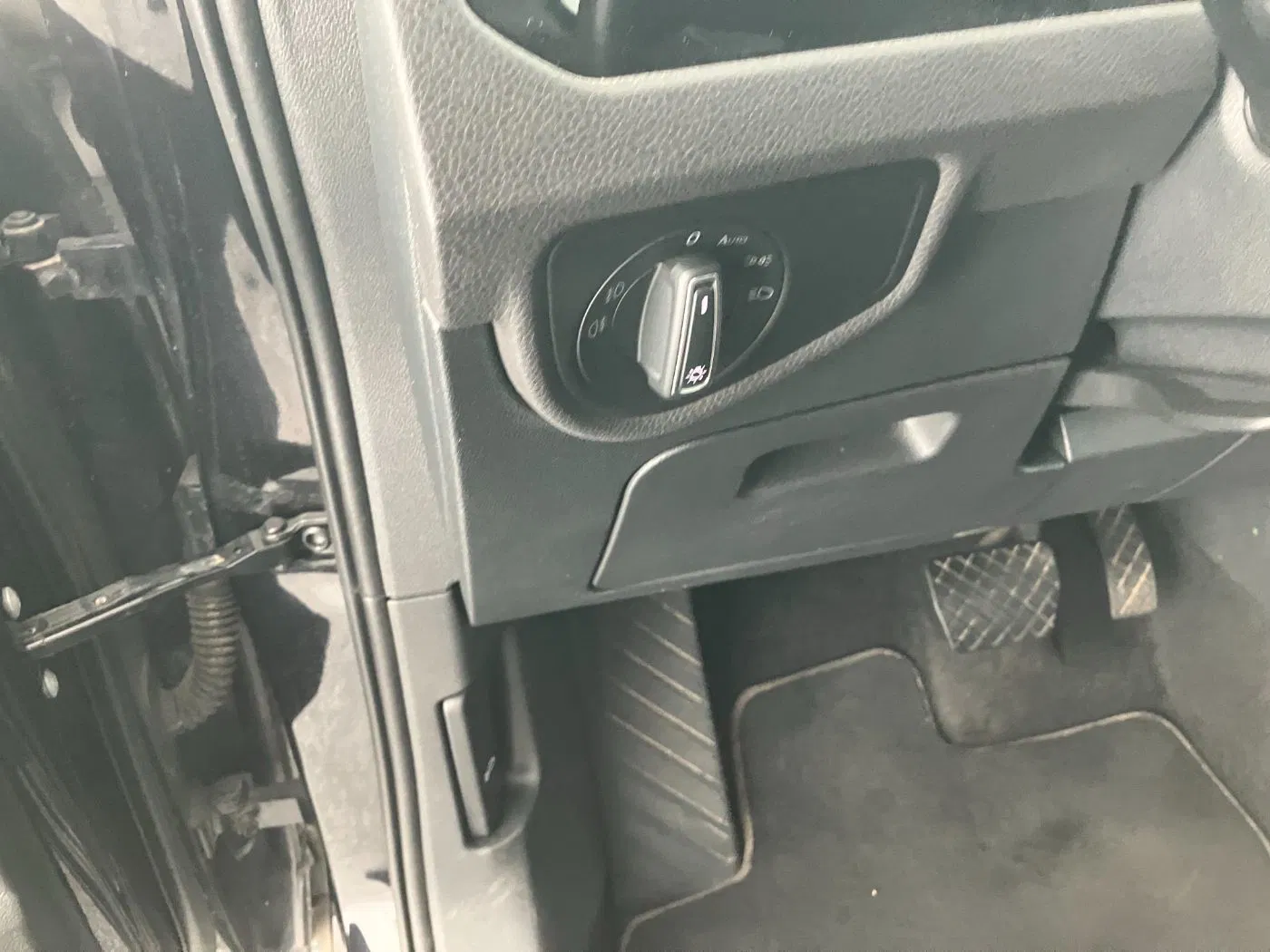 VW Touran 1.5 TSI BMT Highline | Bild 12 von 27