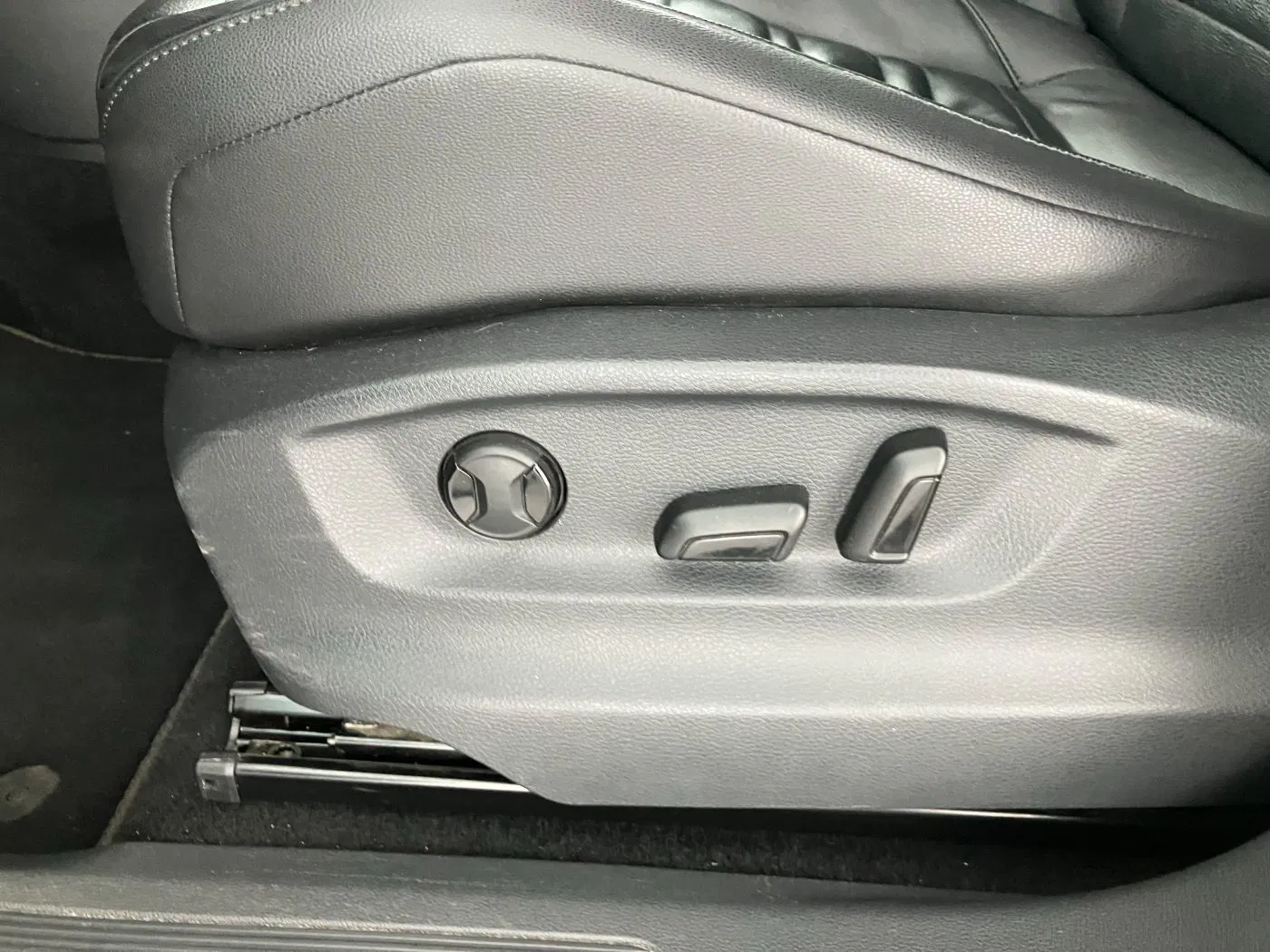 VW Touran 1.5 TSI BMT Highline | Bild 14 von 27