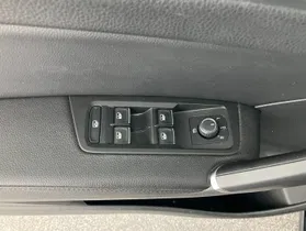 VW Touran 1.5 TSI BMT Highline | Thumbnail 9 von 26