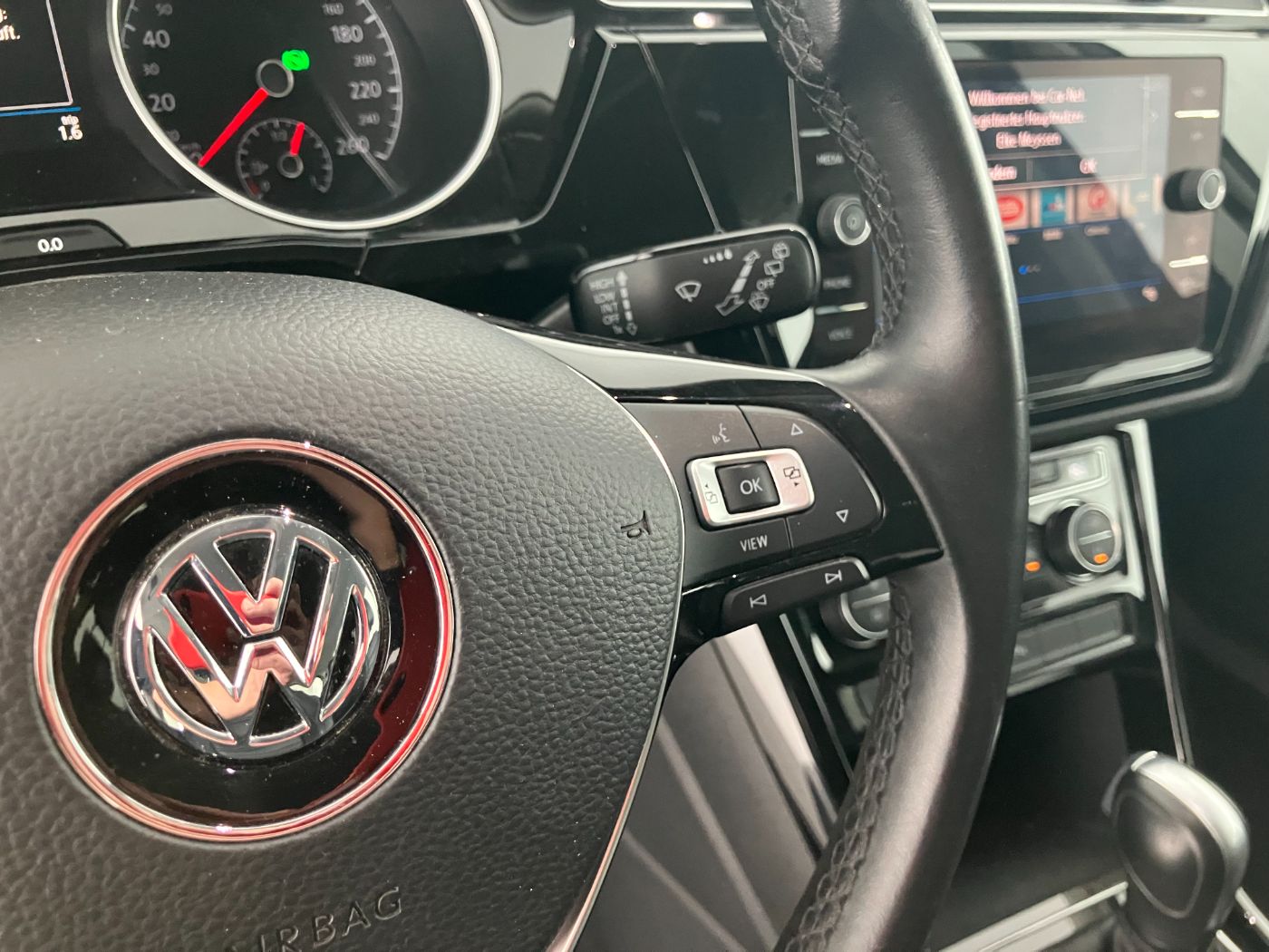 VW Touran 1.5 TSI BMT Highline | Bild 16 von 26