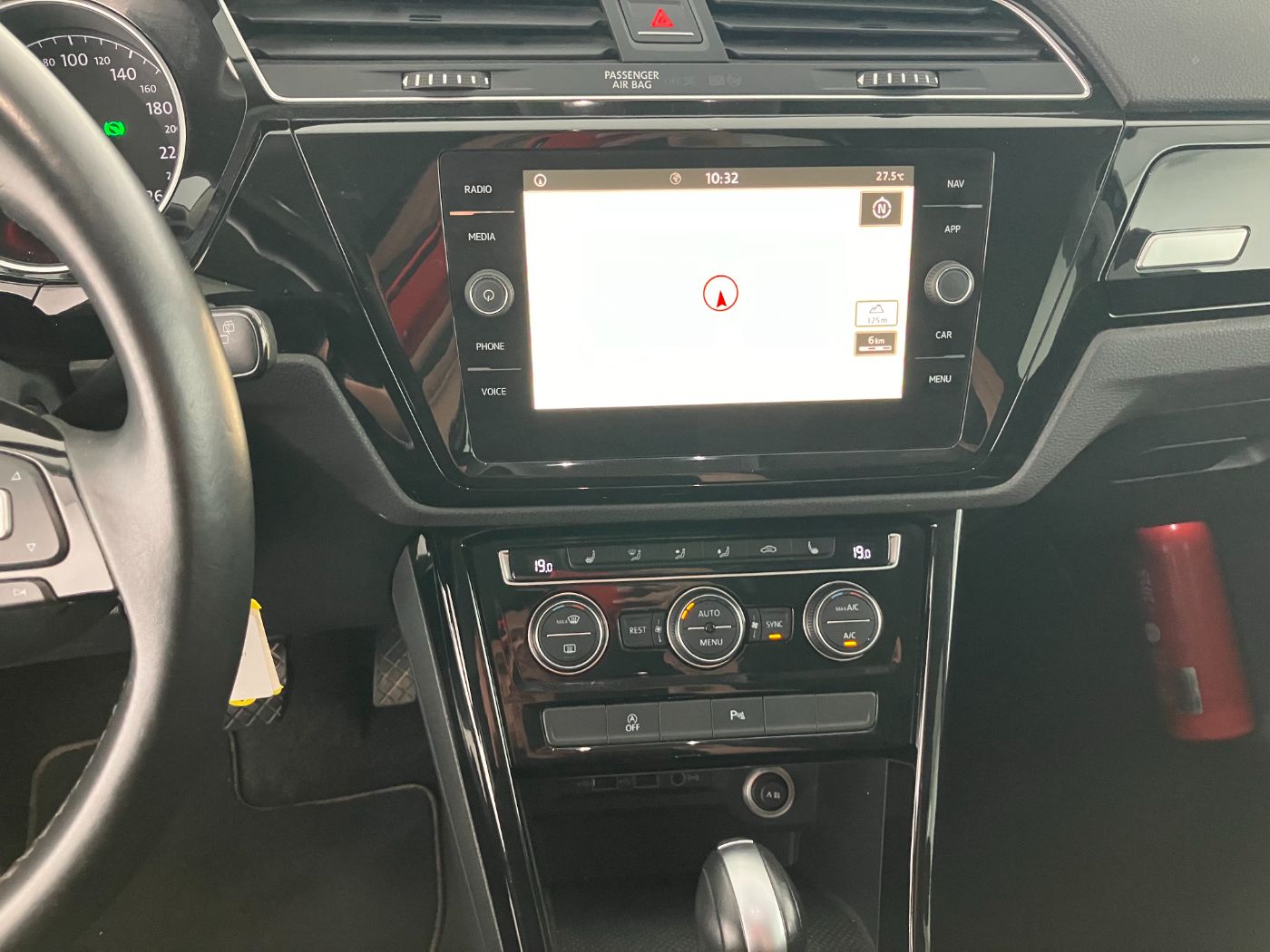 VW Touran 1.5 TSI BMT Highline | Bild 22 von 26