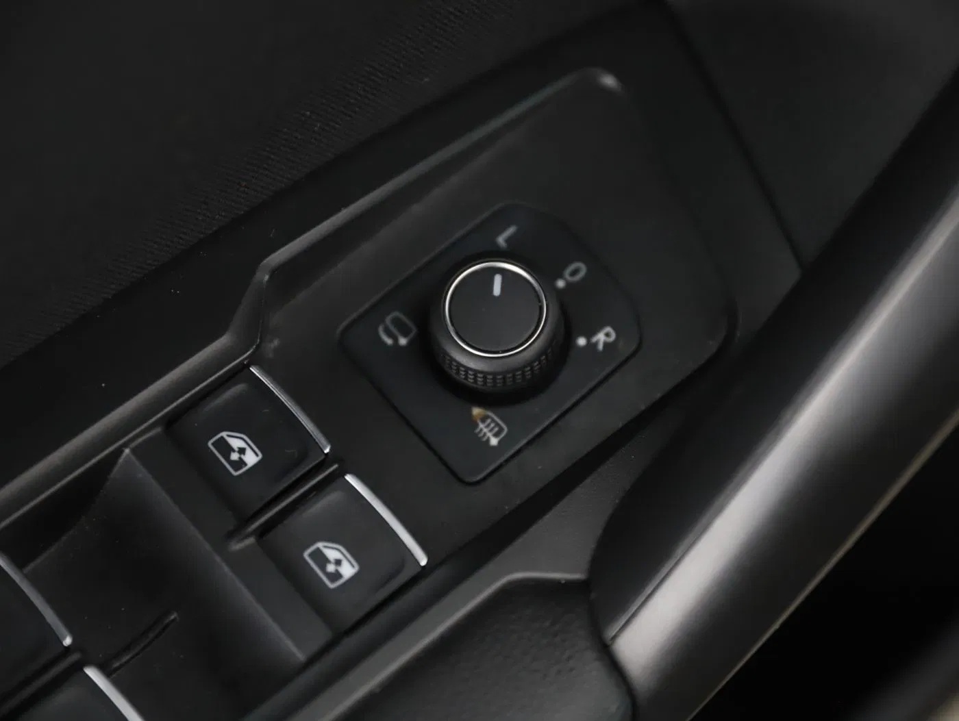VW Tiguan Allspace 2.0 TDI 4Mot HL | Bild 9 von 25