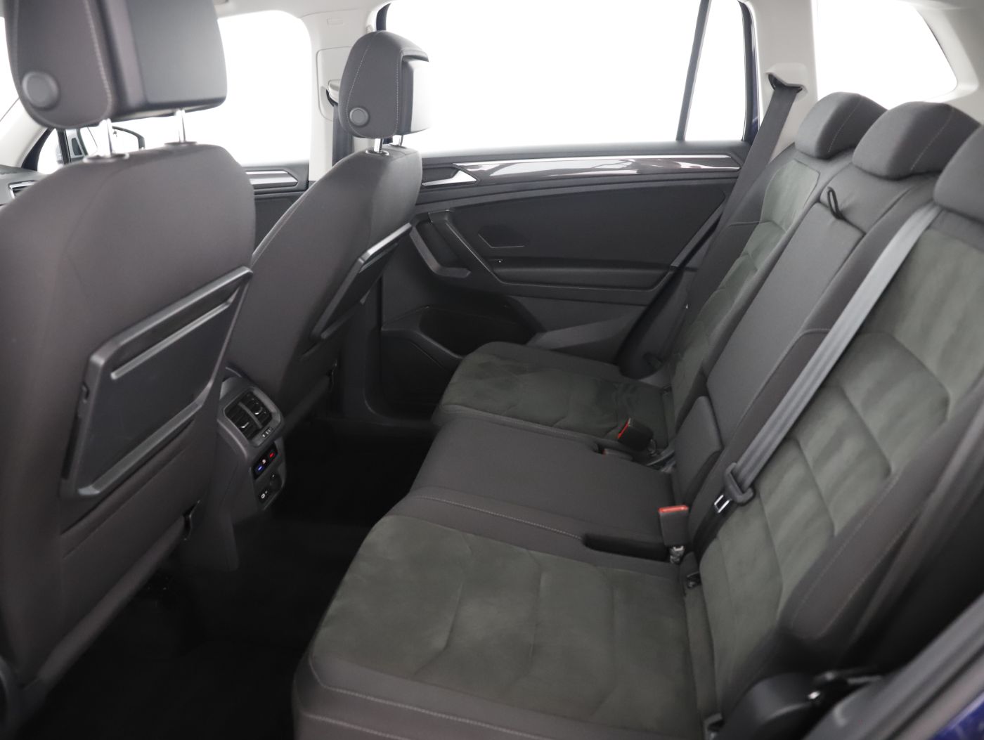 VW Tiguan Allspace 2.0 TDI 4Mot HL | Bild 22 von 25