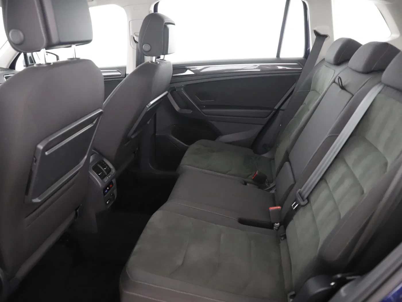 VW Tiguan Allspace 2.0 TDI 4Mot HL | Bild 22 von 25