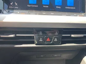 VW Golf VIII Variant 2.0TDI Life Aut | Thumbnail 18 von 24