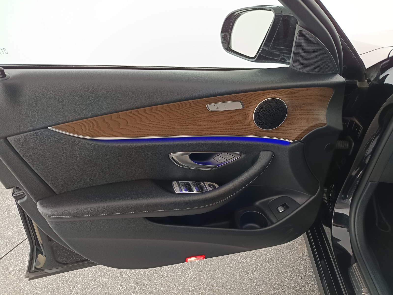 Mercedes-Benz E 220 d Aut. | Bild 10 von 28