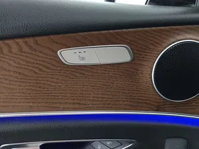Mercedes-Benz E 220 d Aut. | Thumbnail 12 von 28