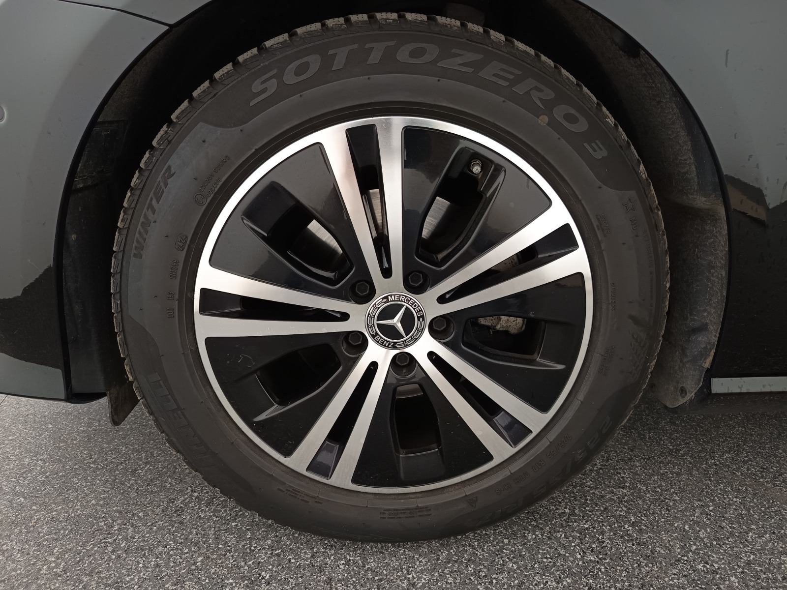 Mercedes-Benz E 220 d Aut. | Bild 9 von 28