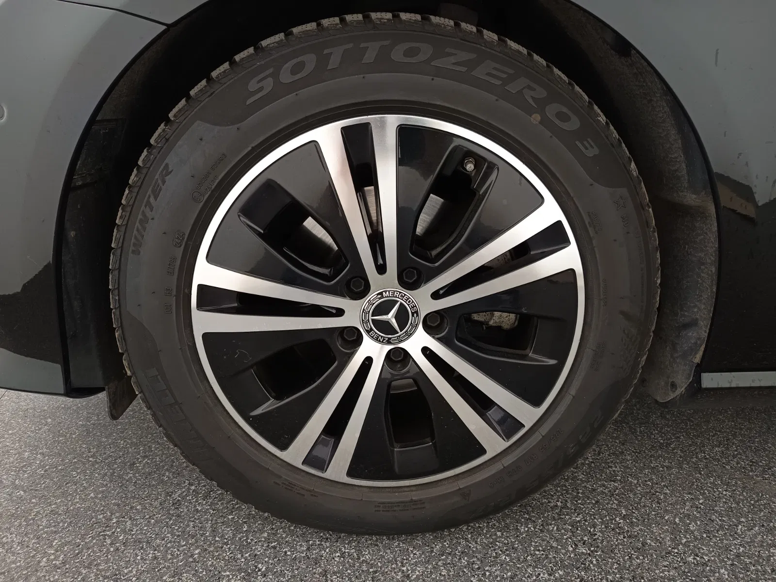 Mercedes-Benz E 220 d Aut. | Bild 9 von 28