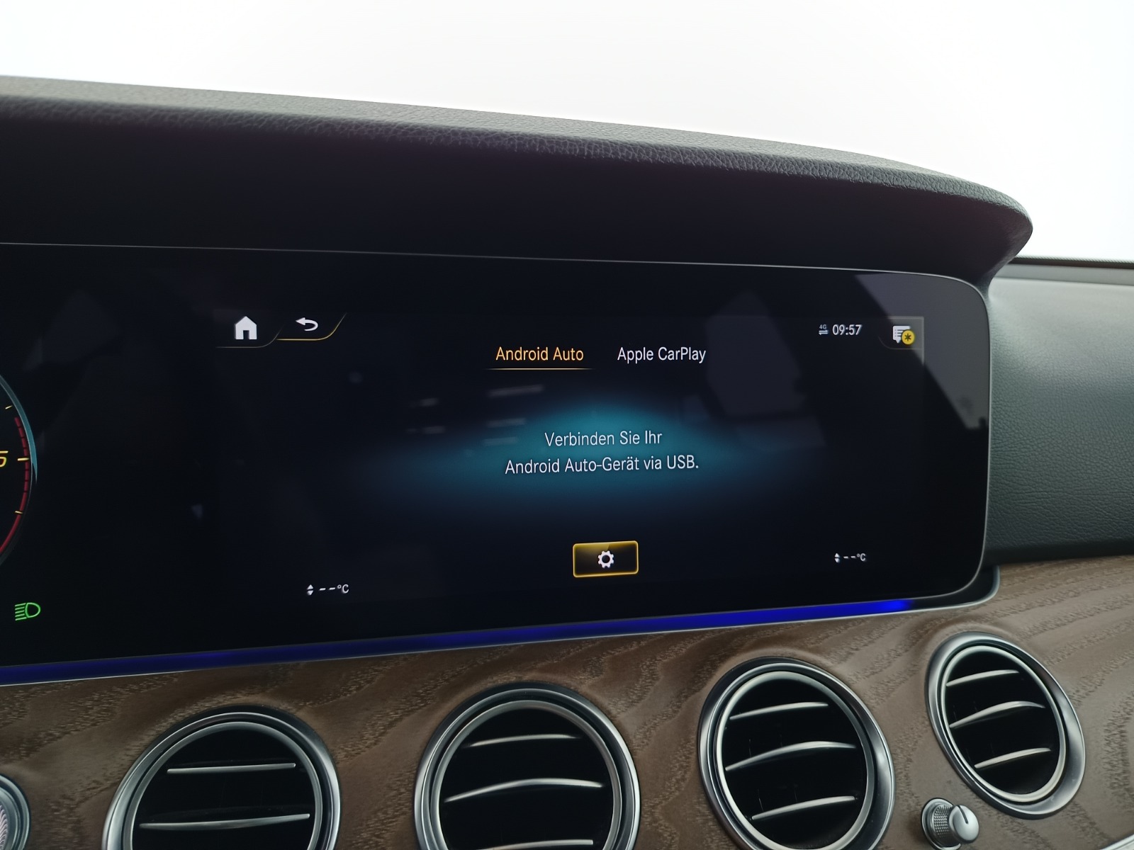 Mercedes-Benz E 220 d Aut. | Bild 20 von 28