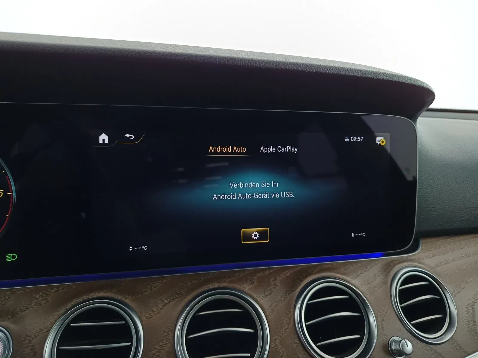 Mercedes-Benz E 220 d Aut. | Bild 20 von 28