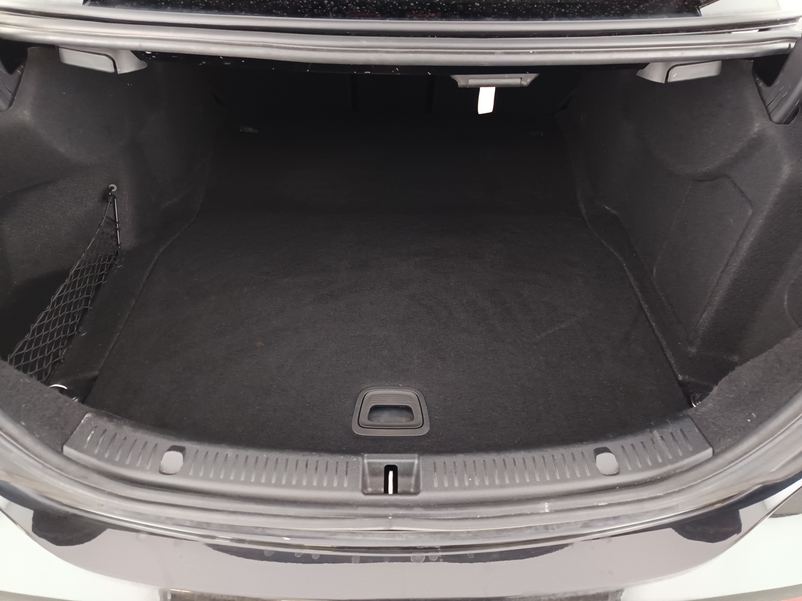 Mercedes-Benz E 220 d Aut. | Bild 27 von 28