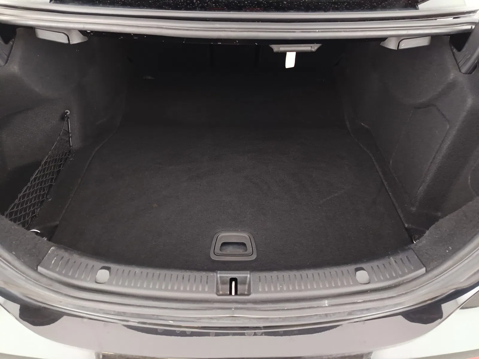 Mercedes-Benz E 220 d Aut. | Bild 27 von 28