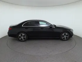 Mercedes-Benz E 220 d Aut. | Thumbnail 4 von 28