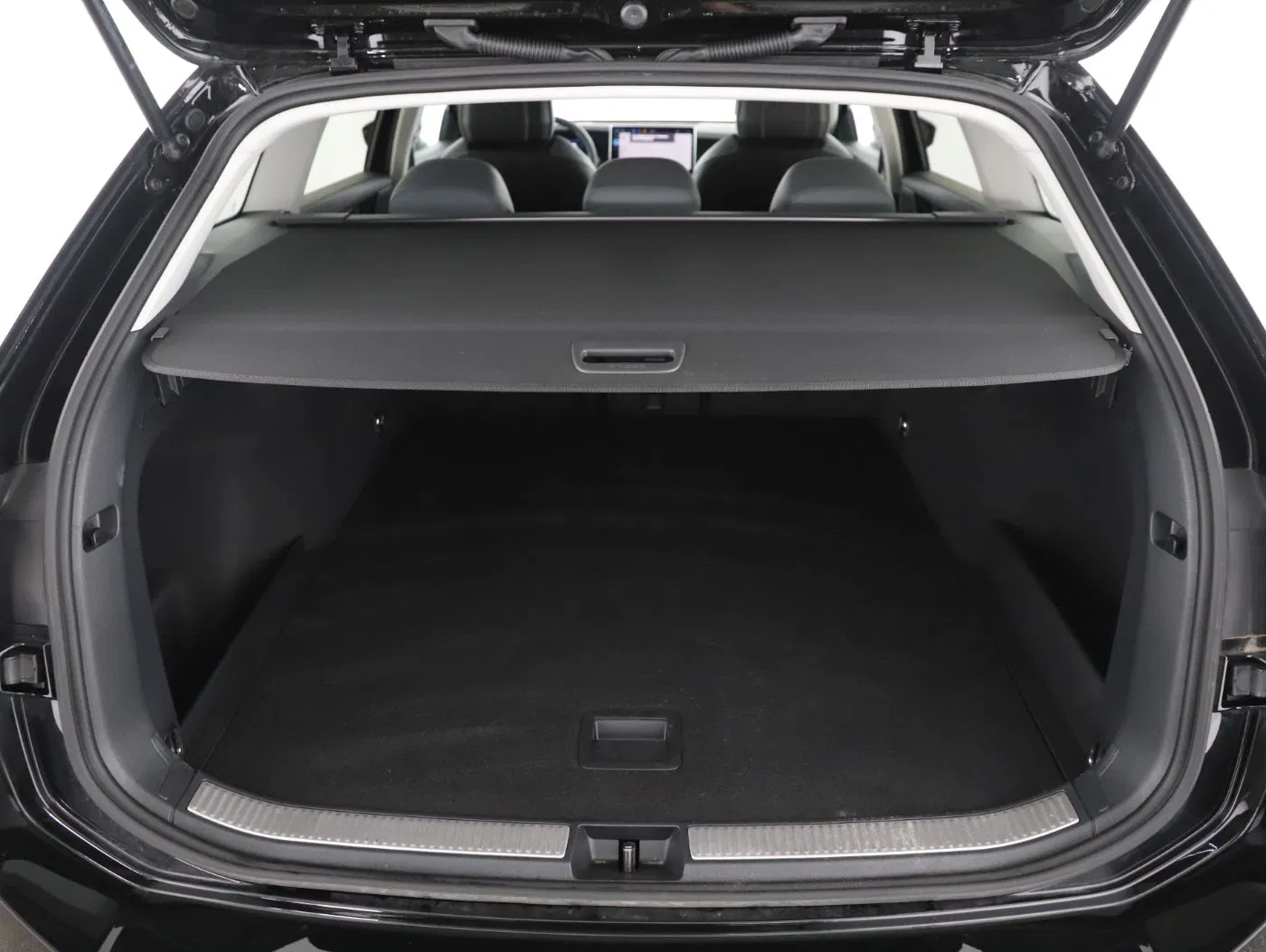 VW Passat Variant 2.0 TDI Busn. | Bild 24 von 27