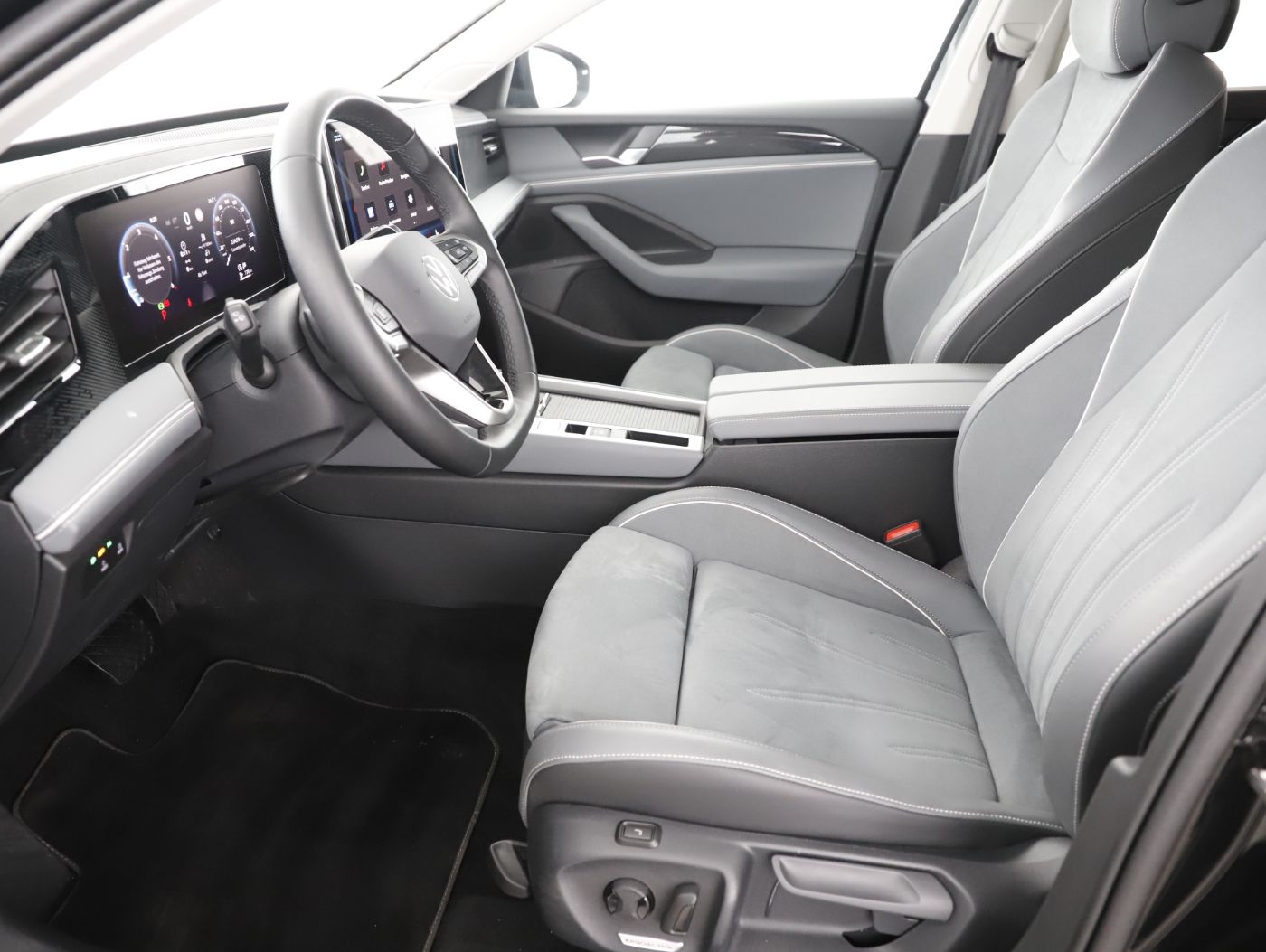 VW Passat Variant 2.0 TDI Busn. | Bild 11 von 27