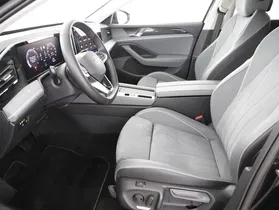 VW Passat Variant 2.0 TDI Busn. | Thumbnail 11 von 27