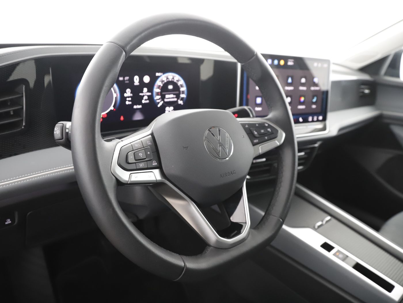 VW Passat Variant 2.0 TDI Busn. | Bild 13 von 27