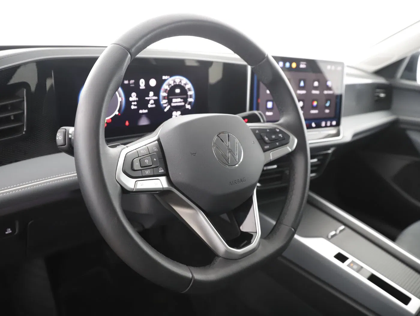 VW Passat Variant 2.0 TDI Busn. | Bild 13 von 27