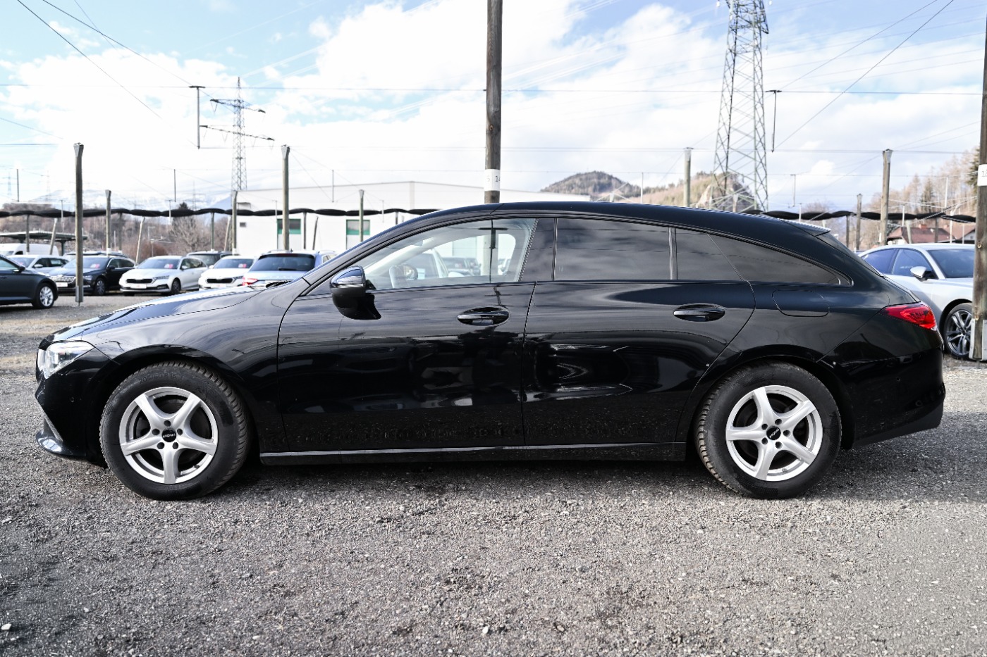 Mercedes-Benz CLA 200 d SB Aut. | Bild 4 von 20