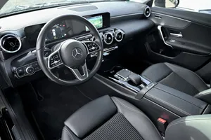 Mercedes-Benz CLA 200 d SB Aut. | Thumbnail 8 von 20